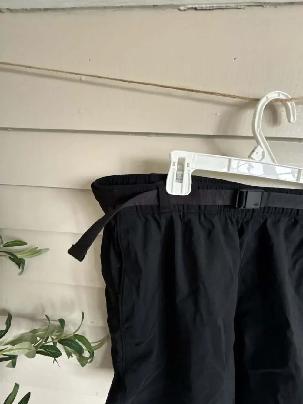 The North Face Men's Class V Pathfinder Belted Shorts